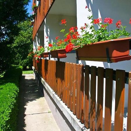 Pergola Panzió Balatonfoldvar Exterior foto